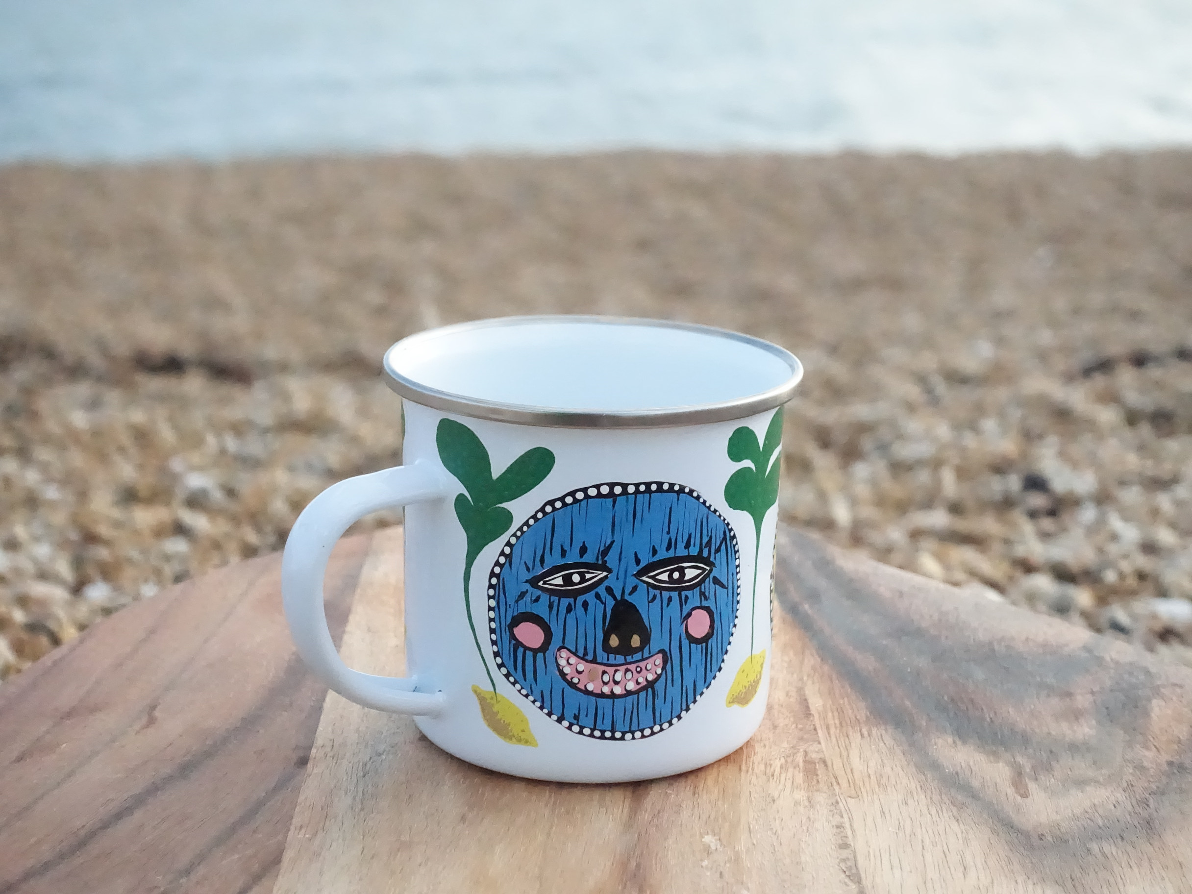 Caridade Handpainted Mug