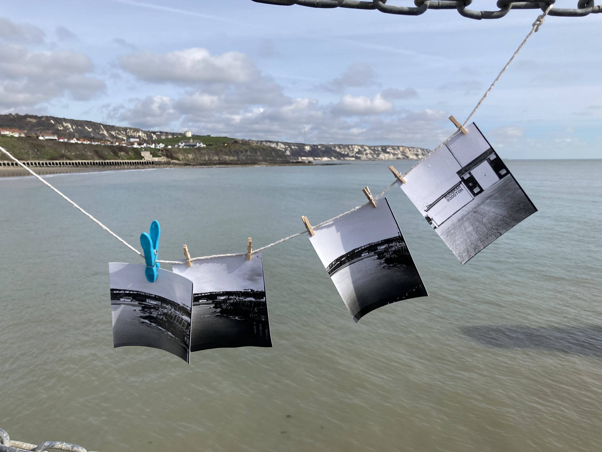 Caridade pictures on string