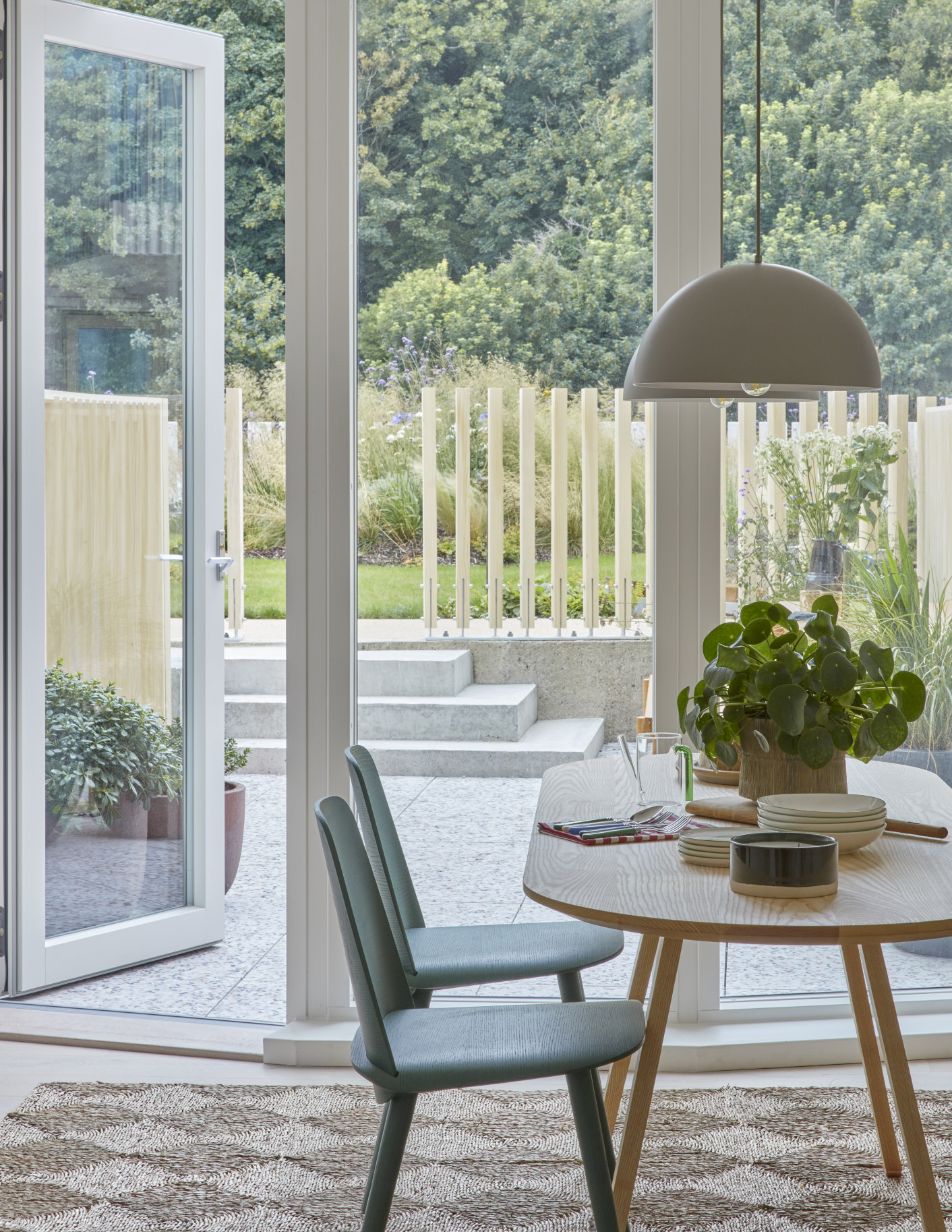 Townhouse Kitchen to communal garden