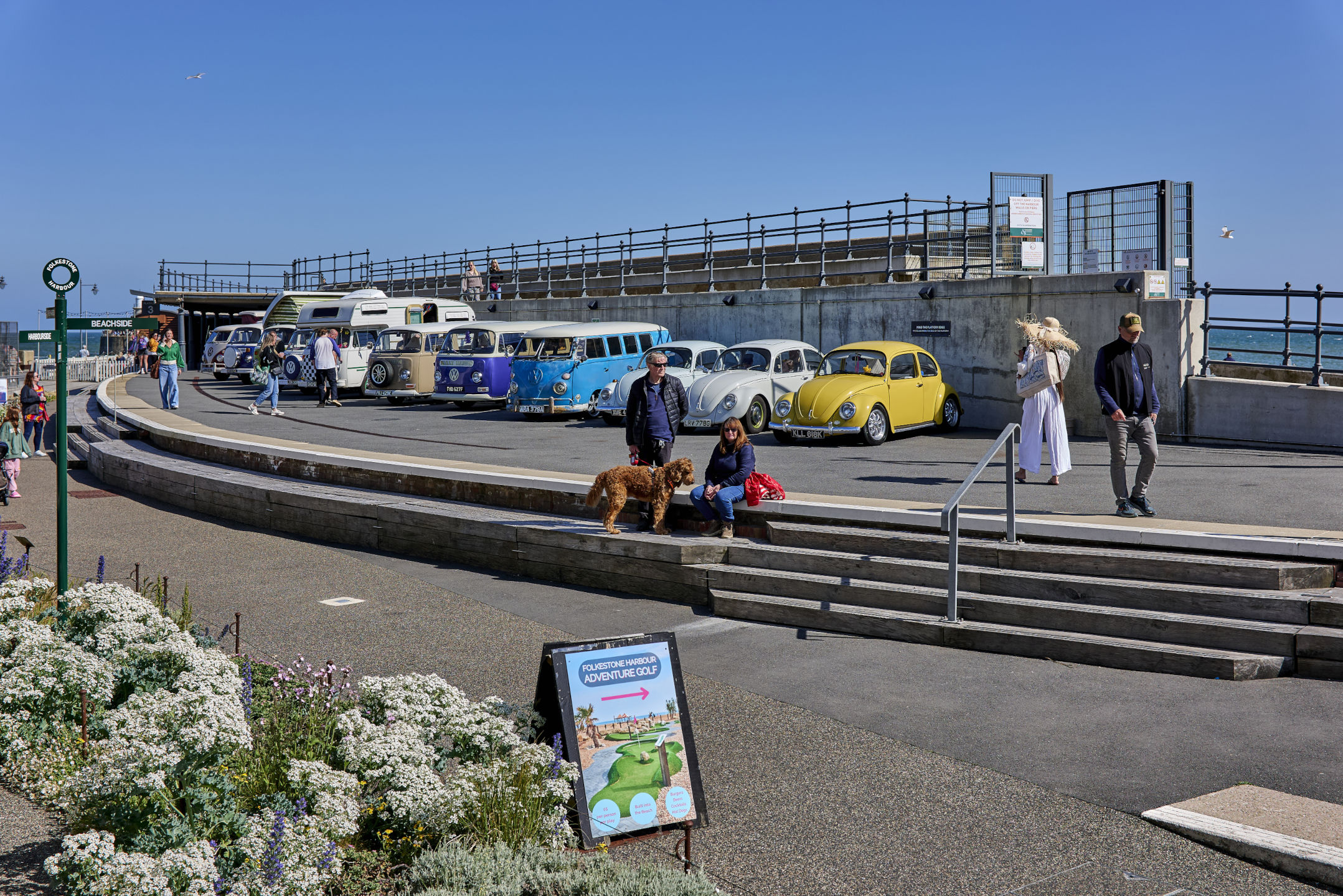 Dubs On The Arm By The Station Photo Credit Matt Rowe