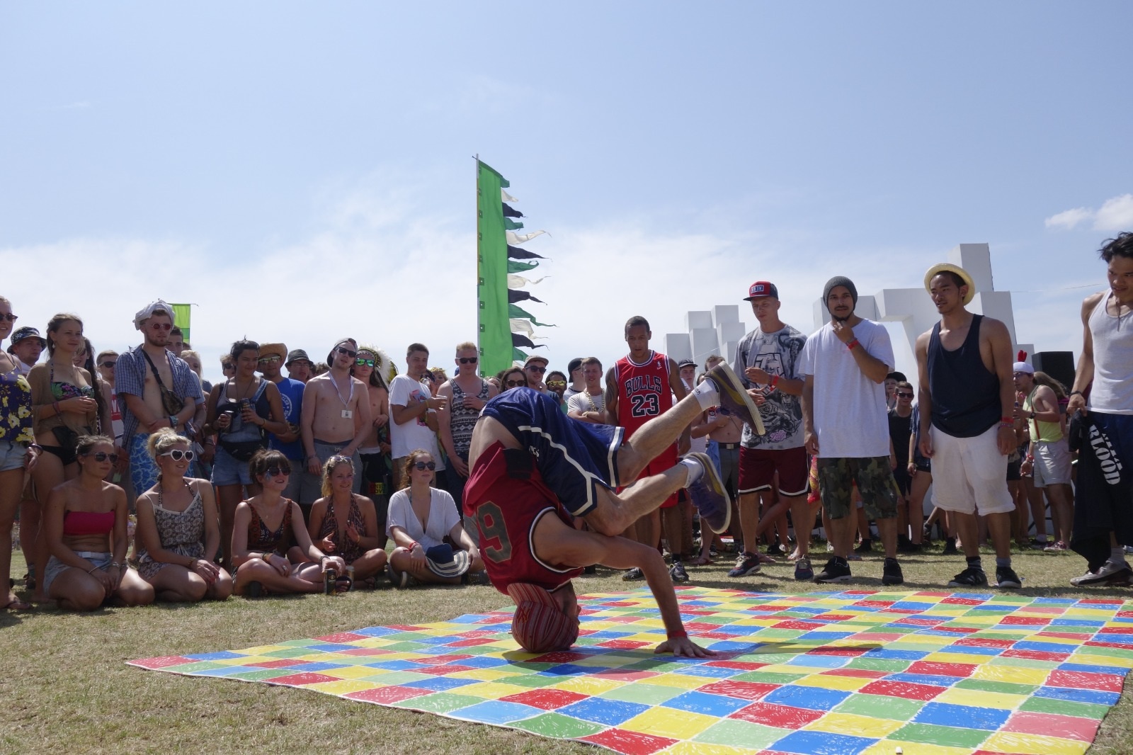 Head Stand Credit Oliver Parker Bstyle Workshops