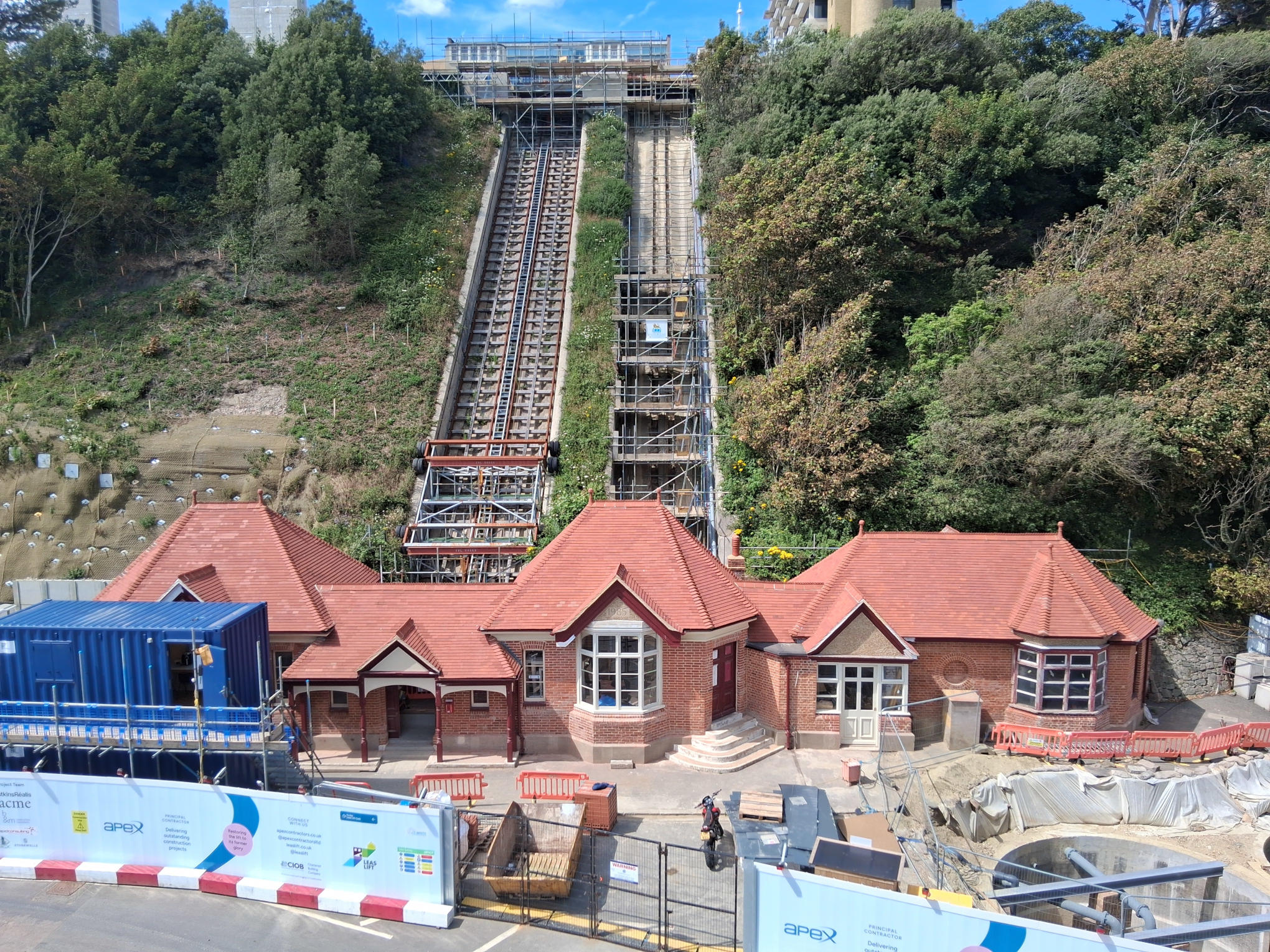 Leas Lift construction 2026